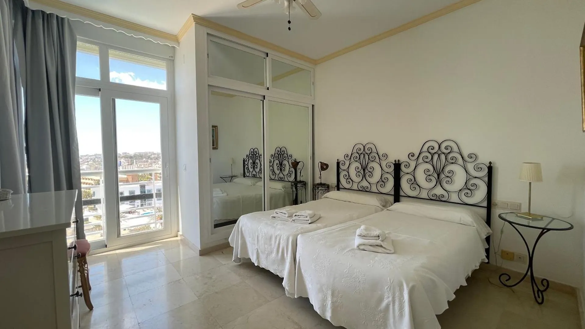 Apartamento La Roca Rental, 2 Dormitorios Con Vistas Al Mar Torremolinos 0*,